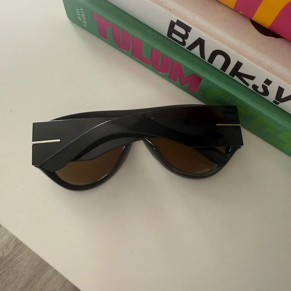 Tom Ford Bronson Sunglasses - Picture 2 of 2